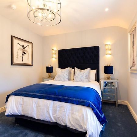 Queens Brook Apartment นาวัน ภายนอก รูปภาพ