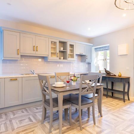 Queens Brook Apartment นาวัน ภายนอก รูปภาพ